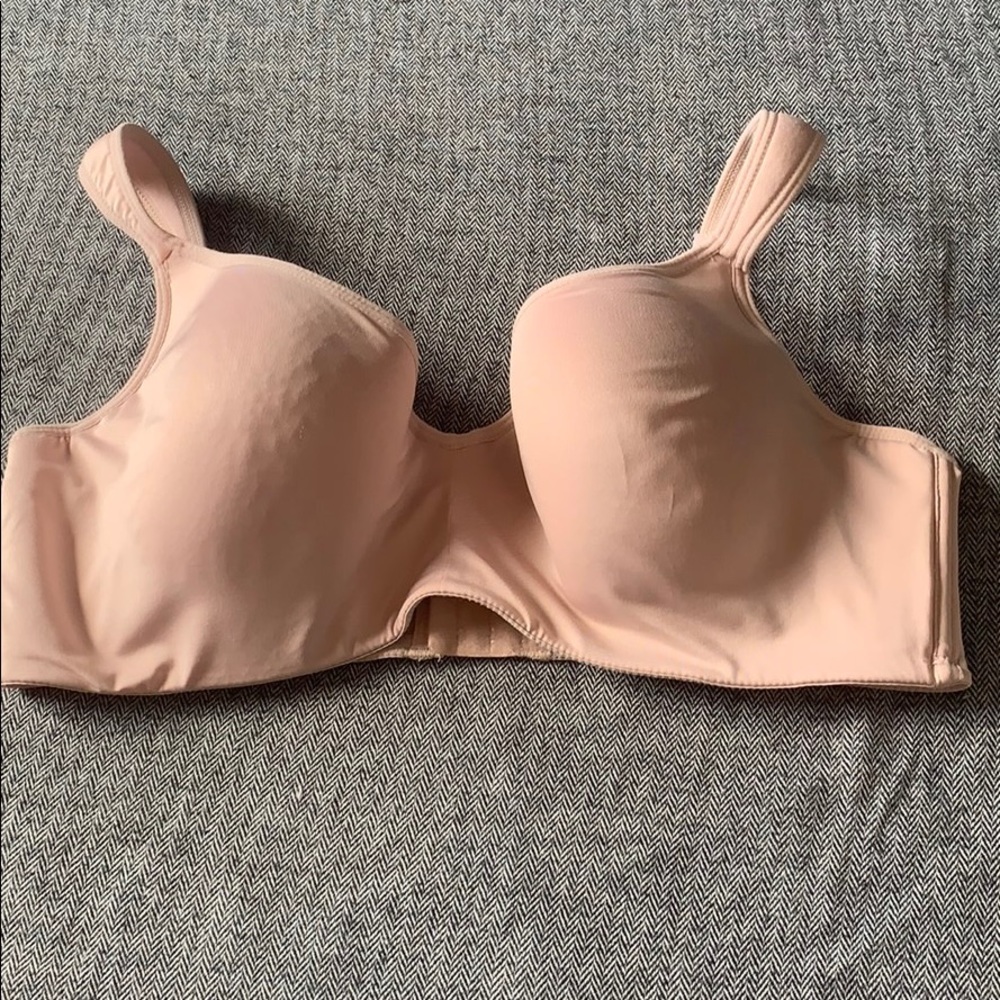 Jessica Simpson Bra